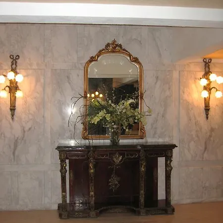 Esperides Hotell 4*
