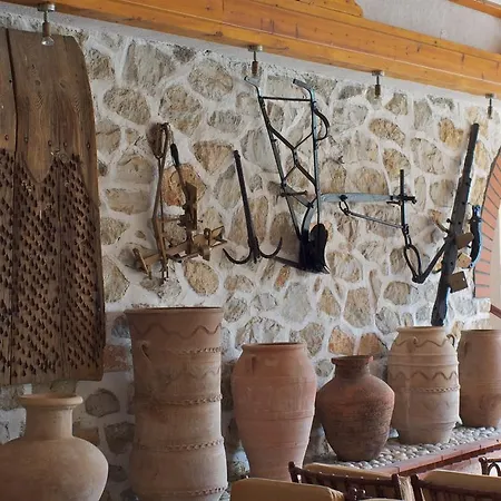 Hotell Esperides Achladies (Skiathos)