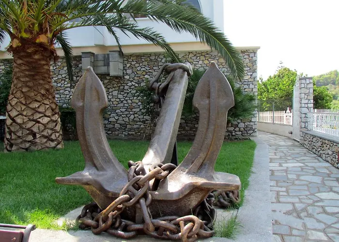 Esperides Achladies (Skiathos)