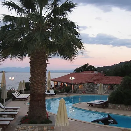 Esperides 4* Achladies (Skiathos)